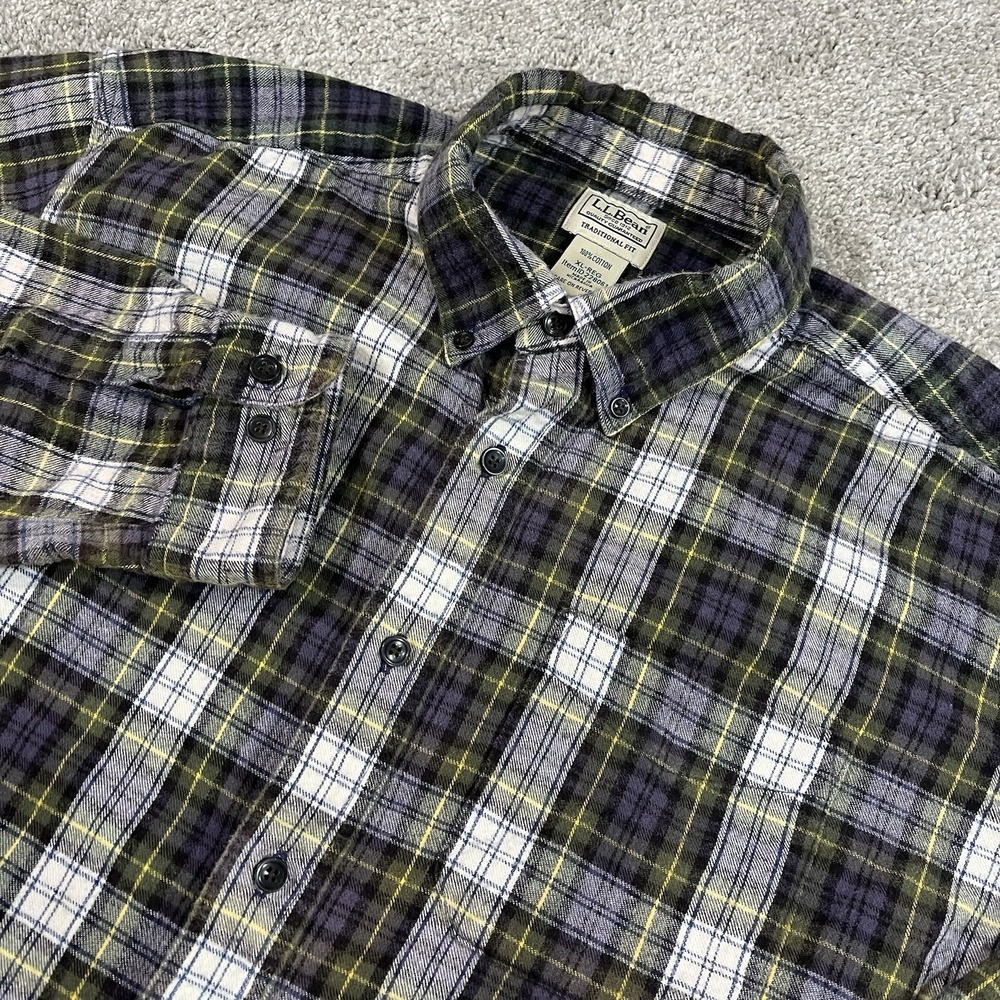 LL Bean Shirt XL Tartan Plaid Flannel Cotton Button‎ Front Outdoor Hiking Casual